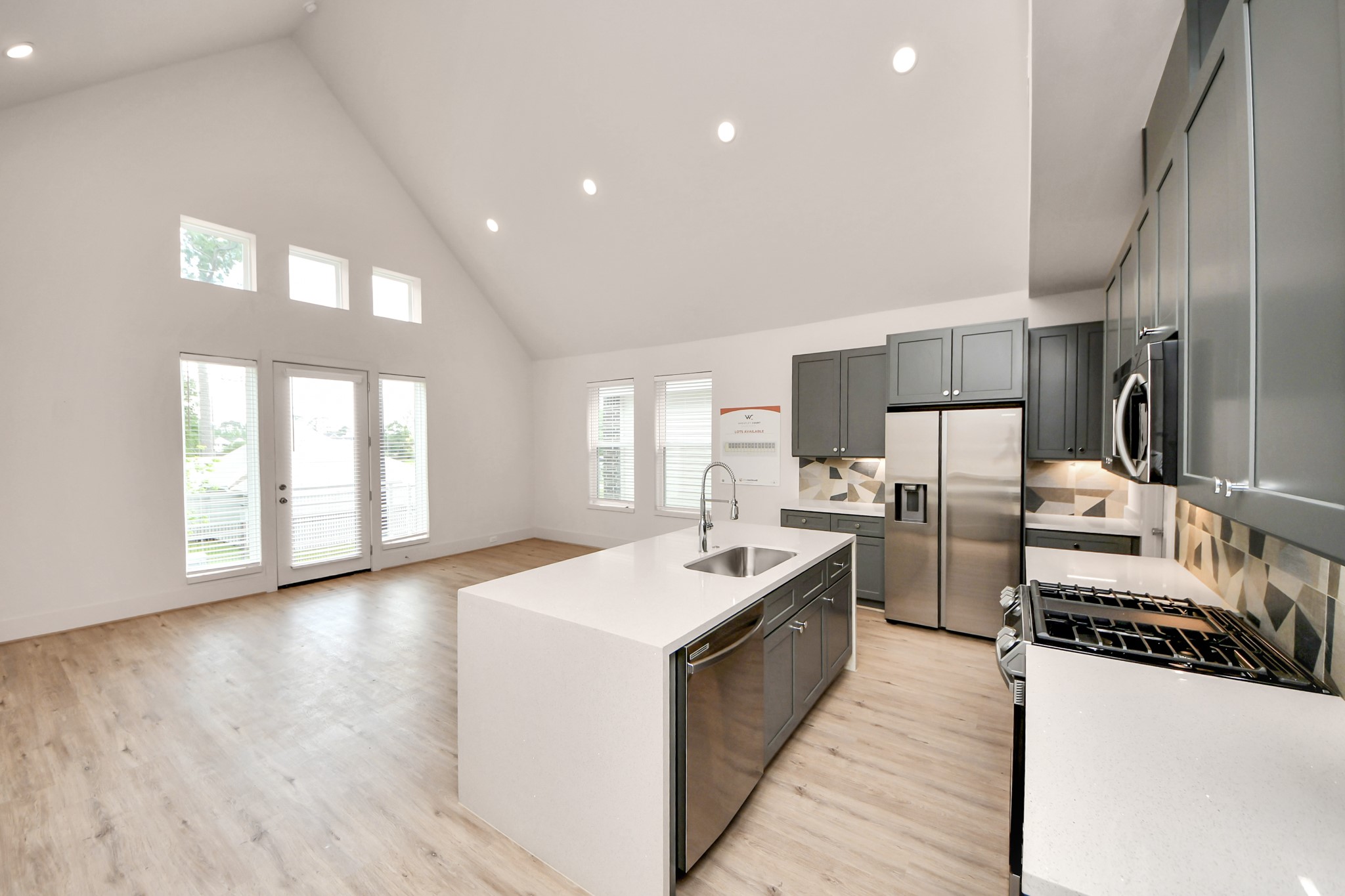 1042 Homer Street Property Photo 19