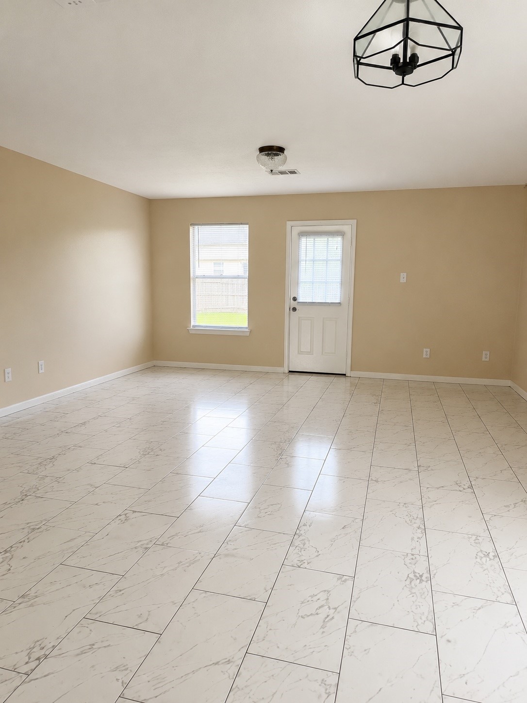 4863 Drew Forest Lane Property Photo 3