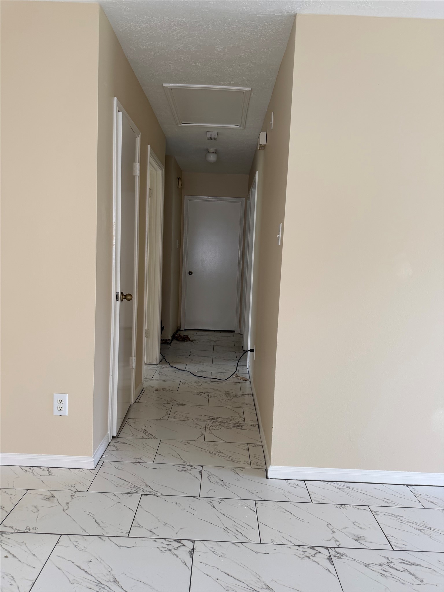 4863 Drew Forest Lane Property Photo 8