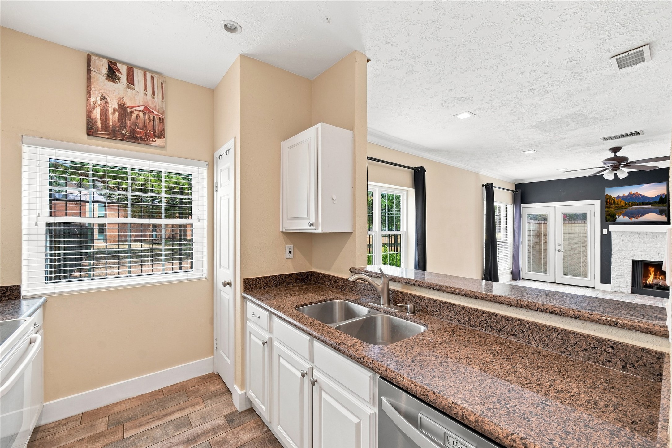 736 Country Place Drive I Property Photo 14