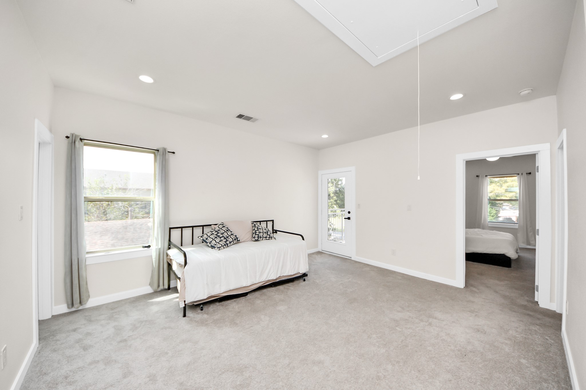 8420a Lanewood Drive Property Photo 25