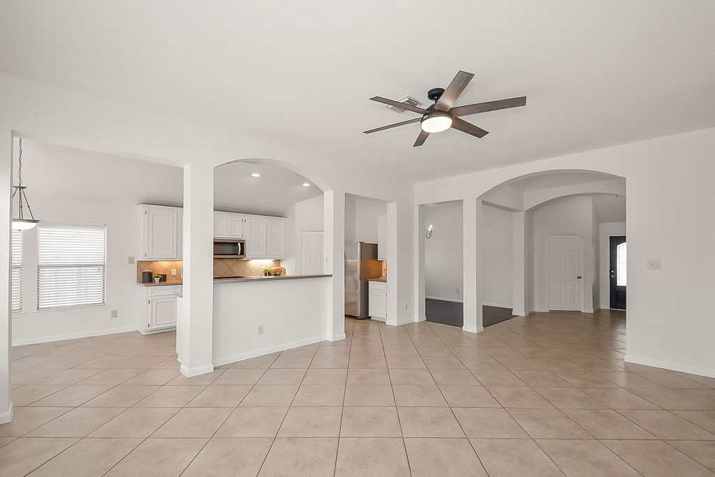 14903 Meridian Park Lane Property Photo 9
