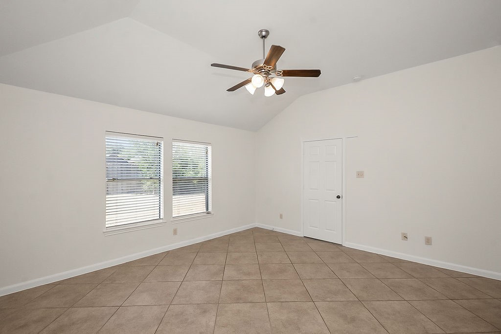 14903 Meridian Park Lane Property Photo 17
