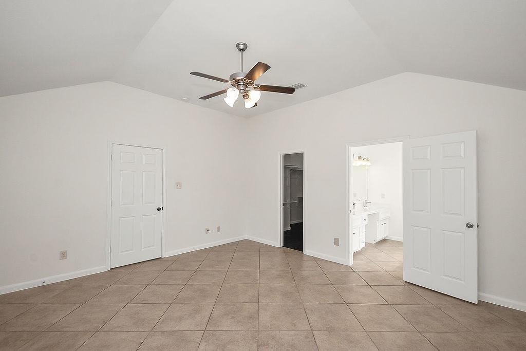 14903 Meridian Park Lane Property Photo 19