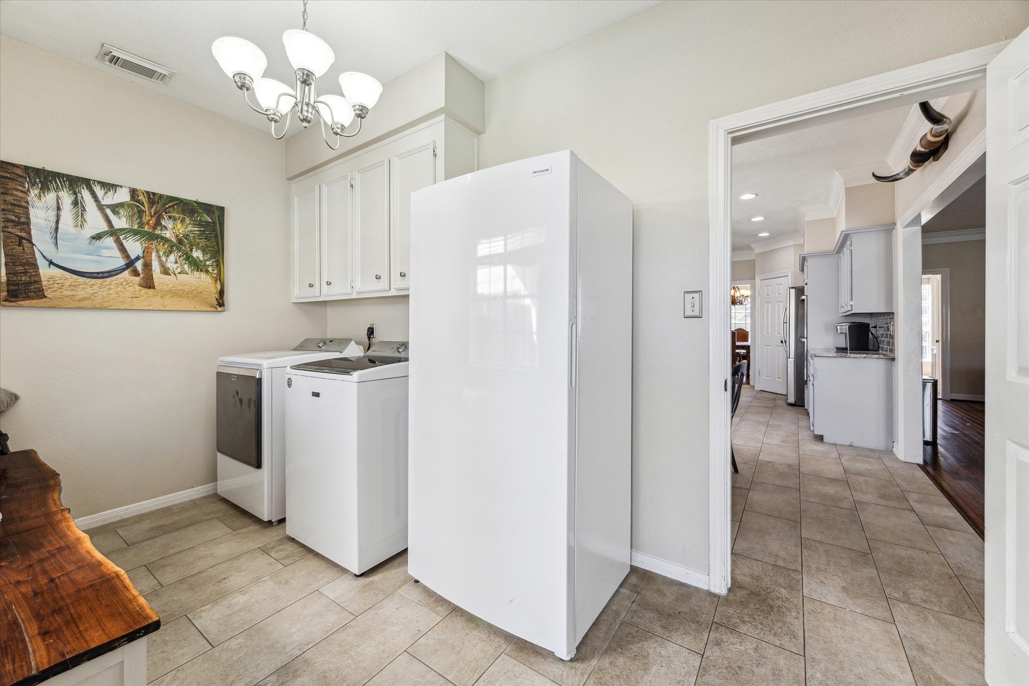 1319 Breezy Bend Drive Property Photo 15