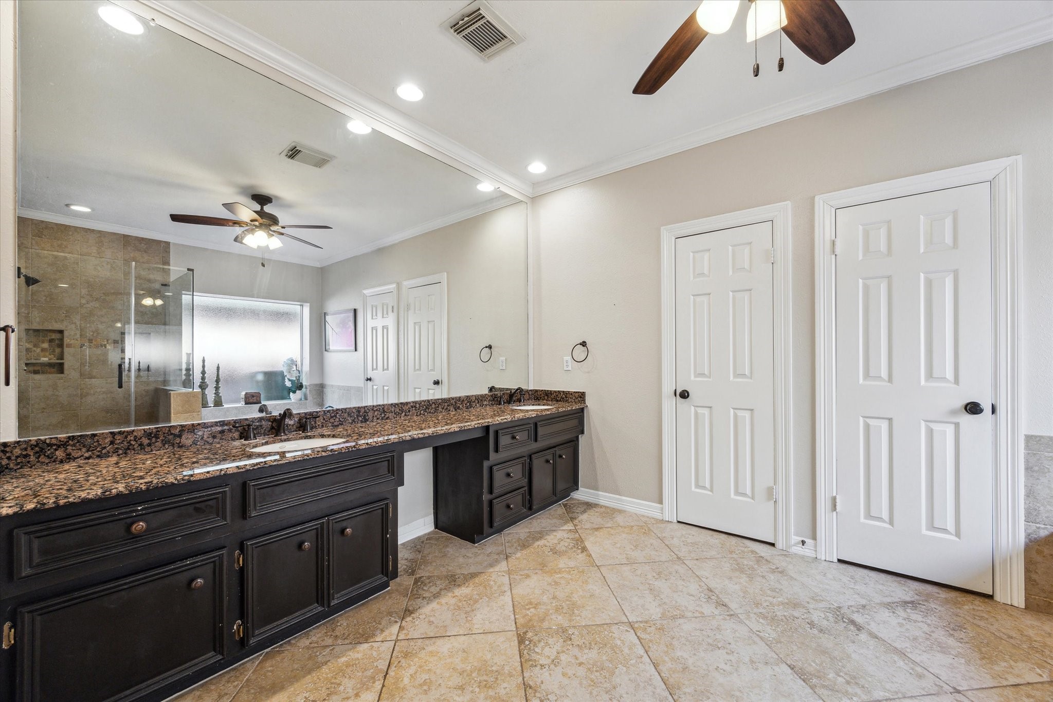 1319 Breezy Bend Drive Property Photo 18