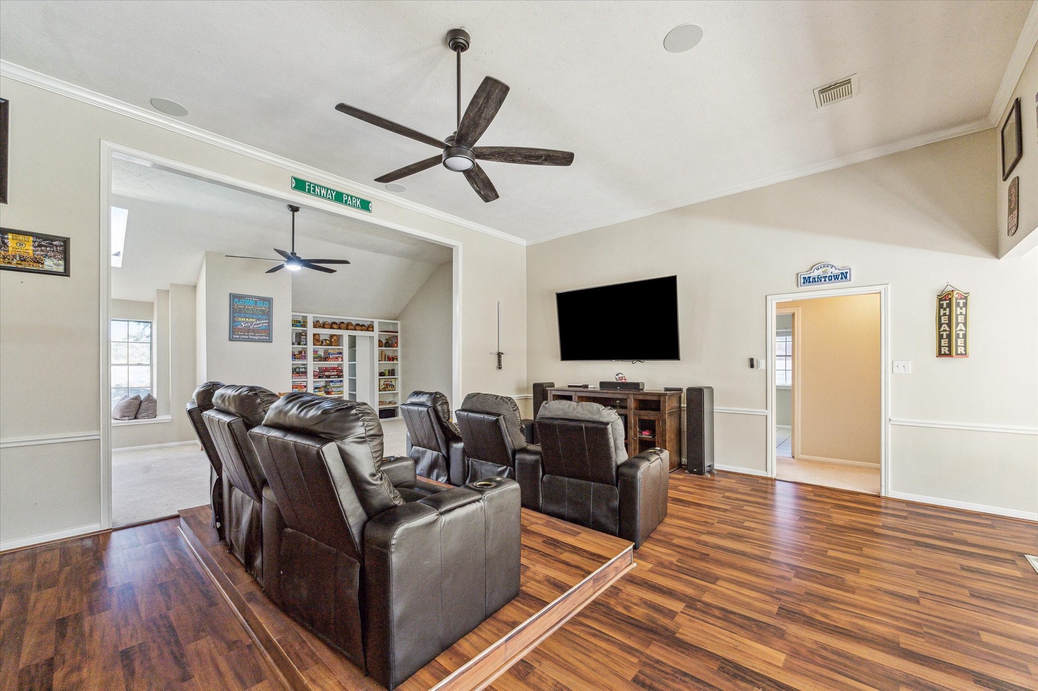 1319 Breezy Bend Drive Property Photo 22