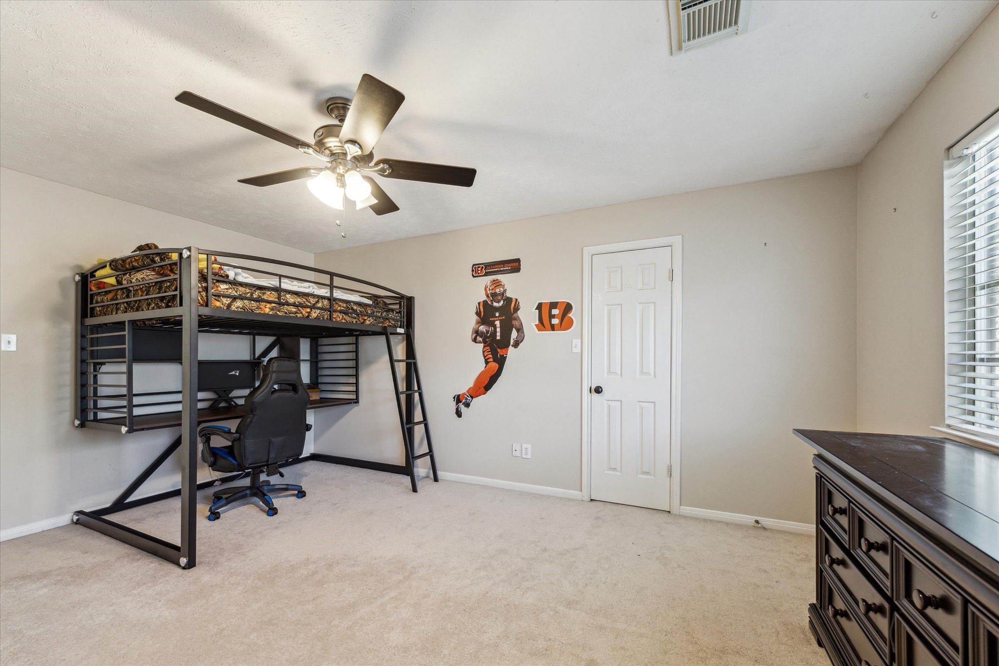 1319 Breezy Bend Drive Property Photo 31