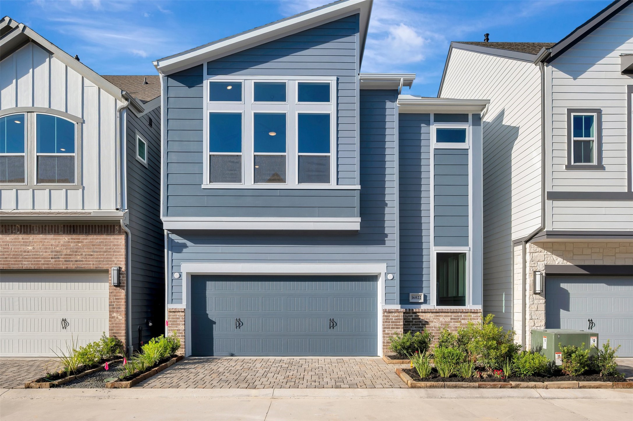 16022 Hayes Park Drive Property Photo 1