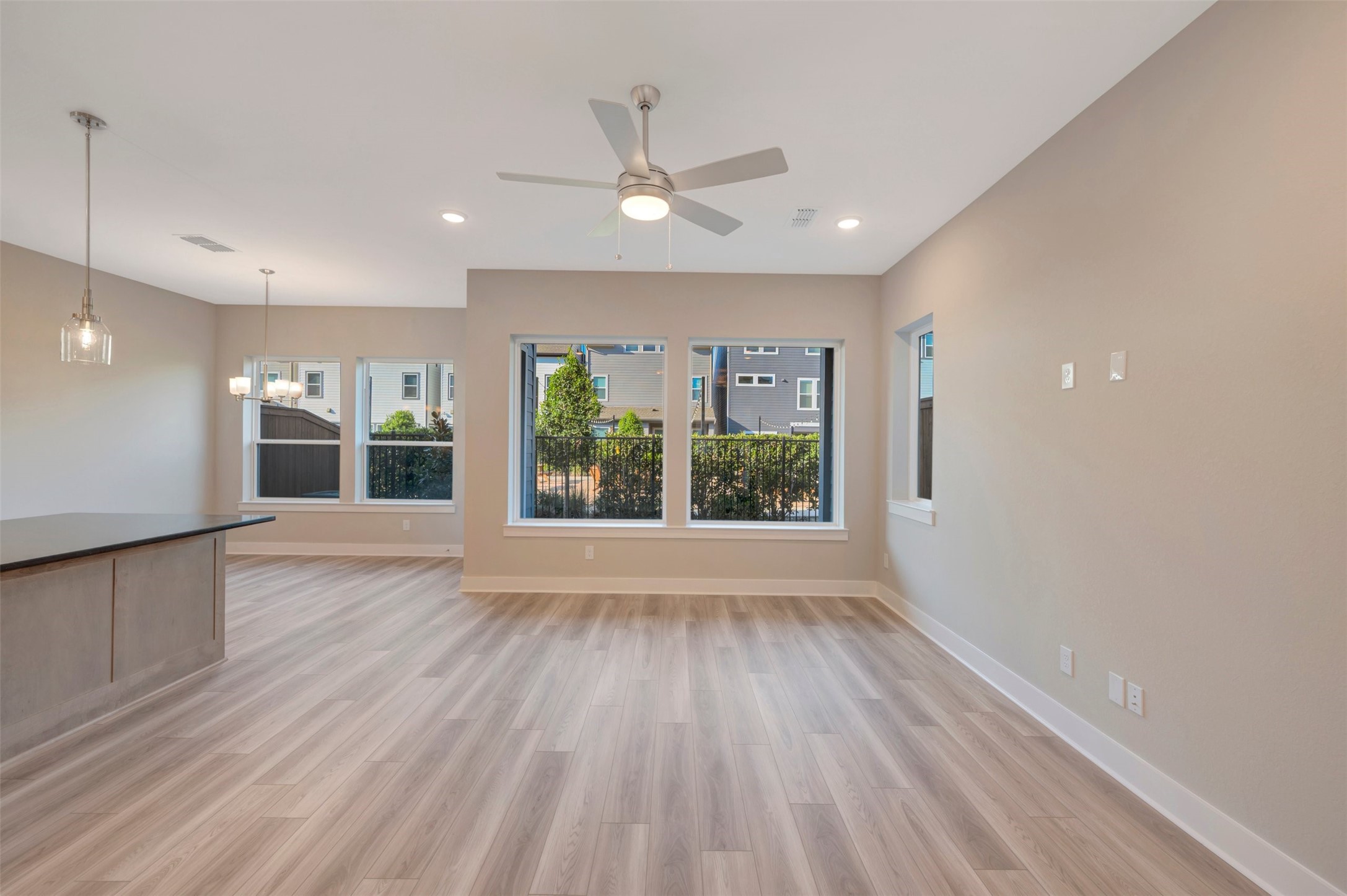 16022 Hayes Park Drive Property Photo 20