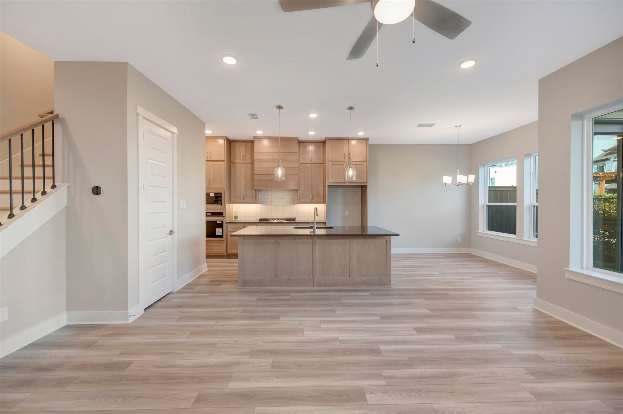 16022 Hayes Park Drive Property Photo 22