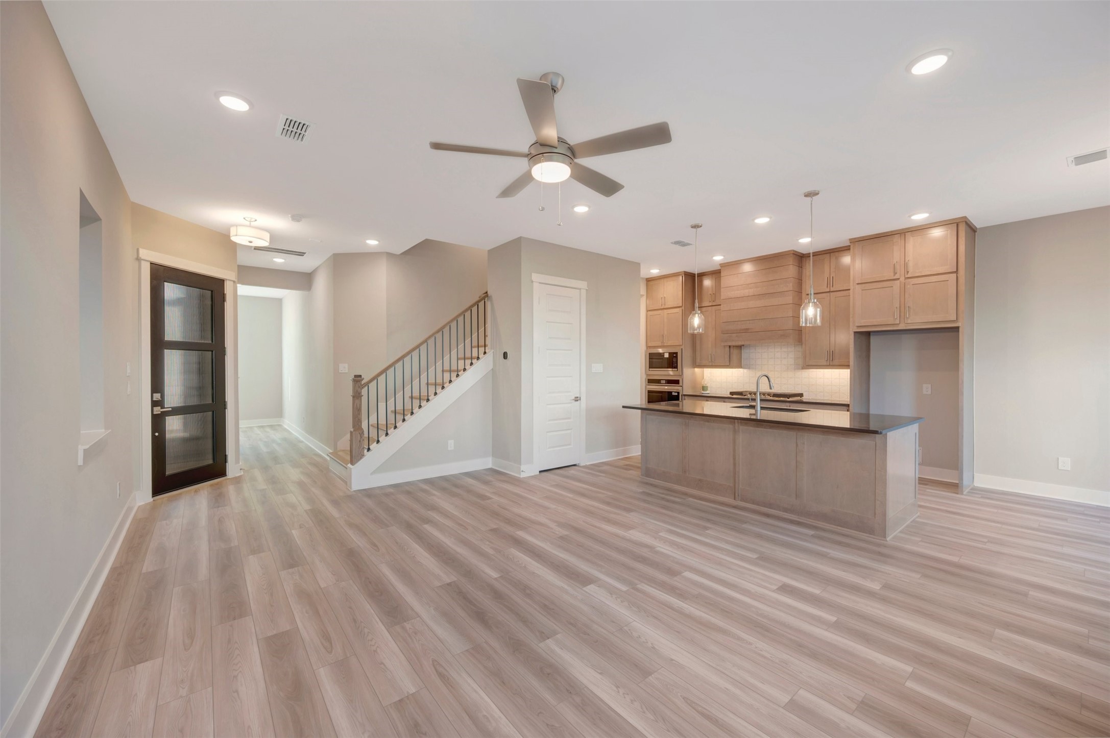 16022 Hayes Park Drive Property Photo 23