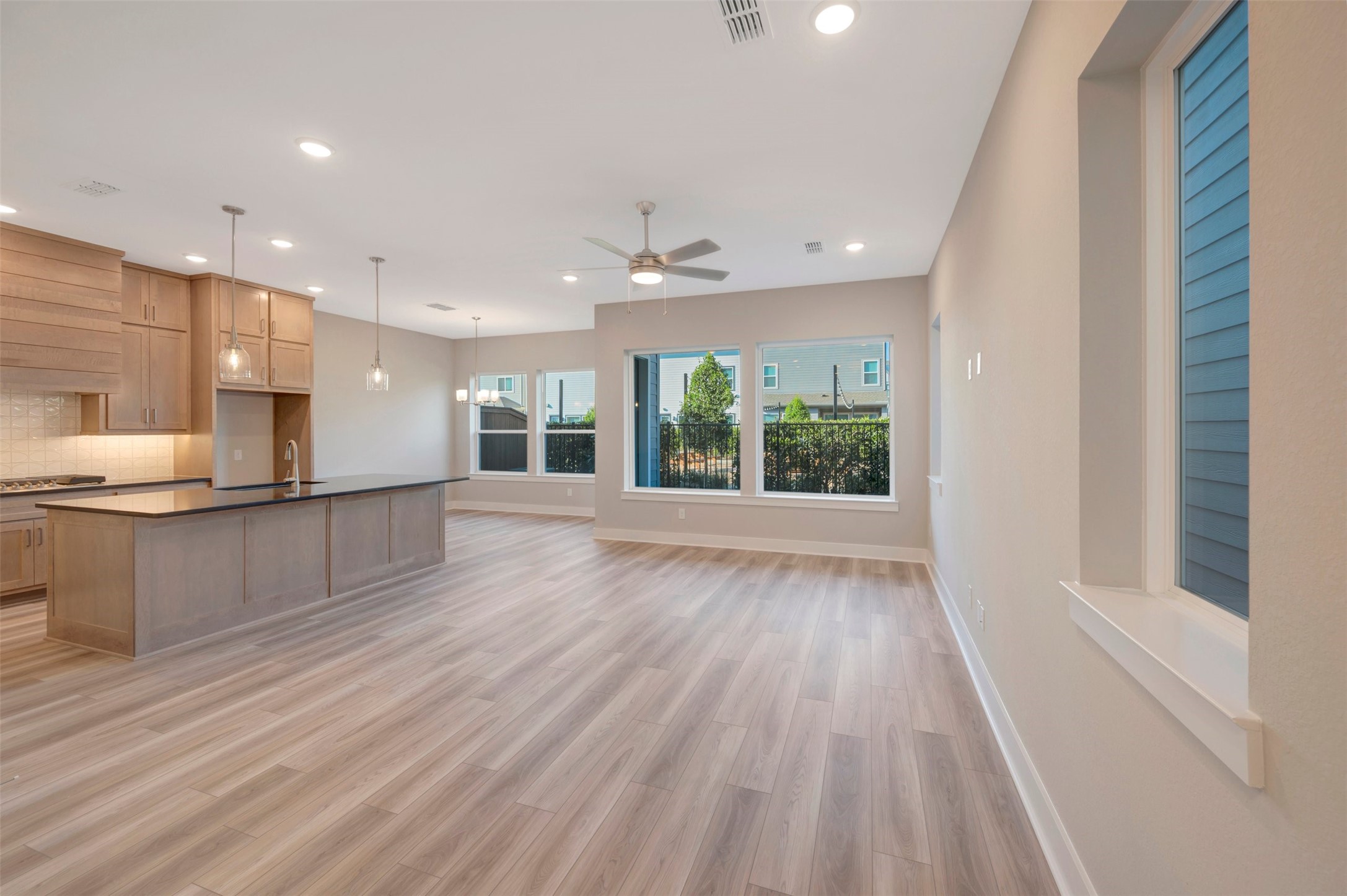 16022 Hayes Park Drive Property Photo 26
