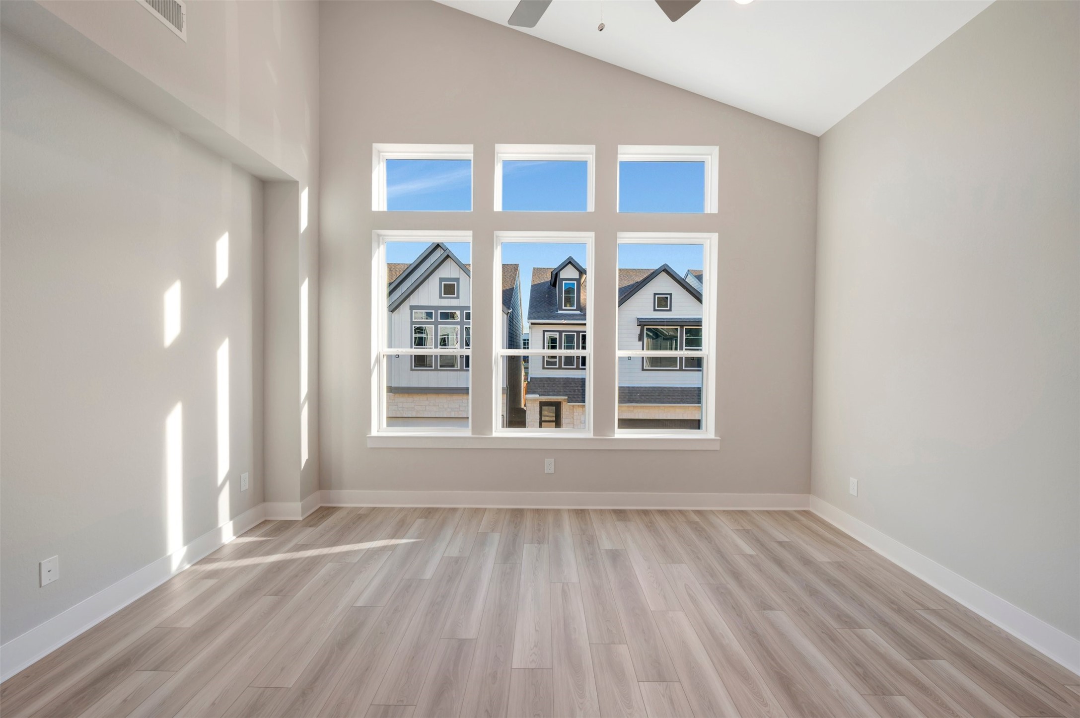 16022 Hayes Park Drive Property Photo 31