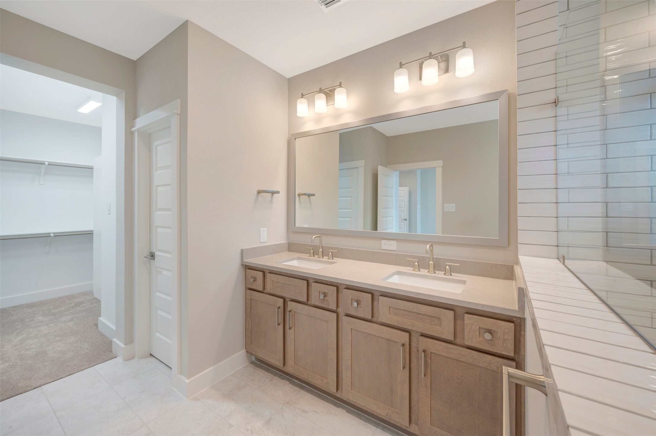 16022 Hayes Park Drive Property Photo 33