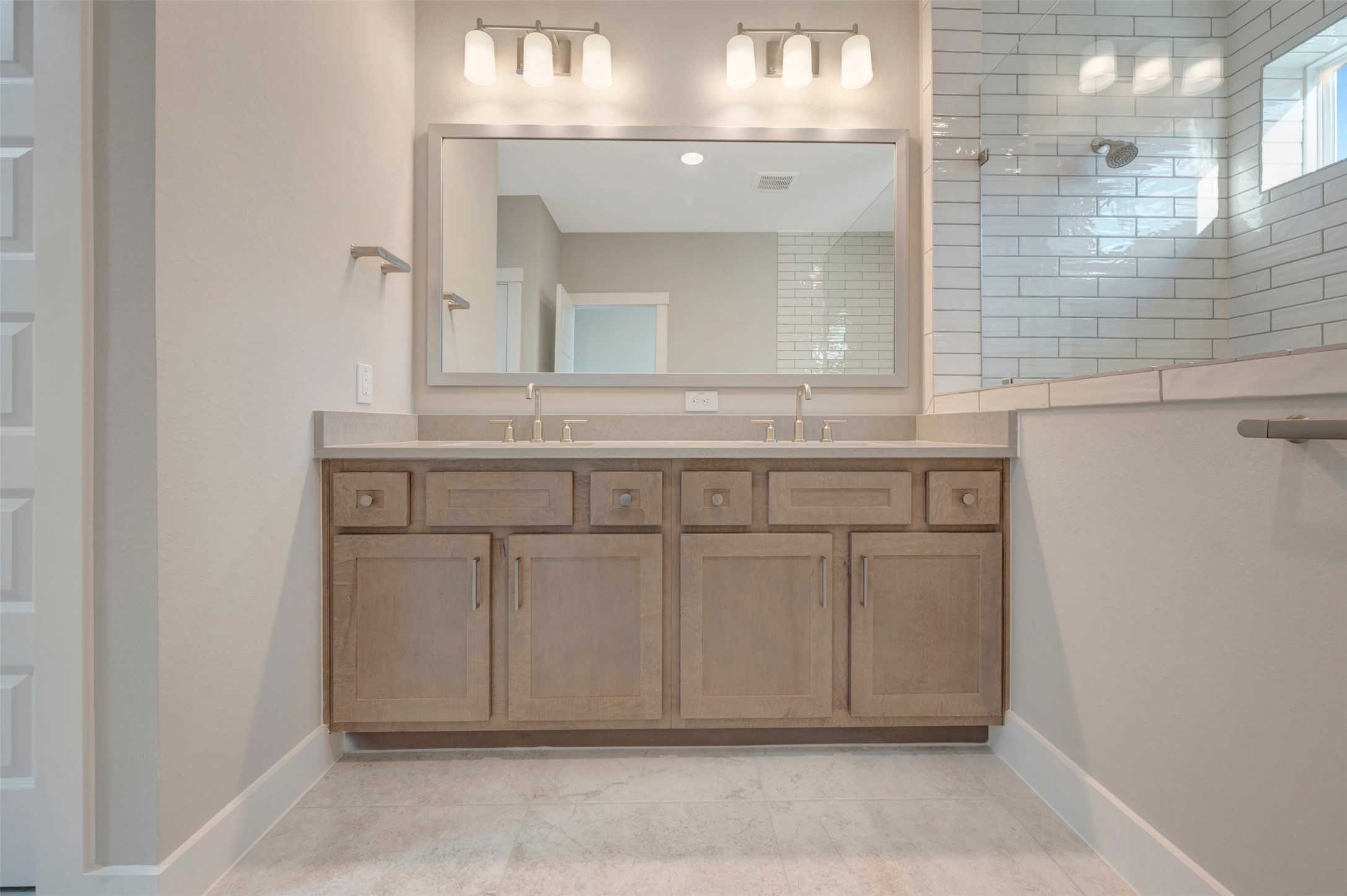 16022 Hayes Park Drive Property Photo 36