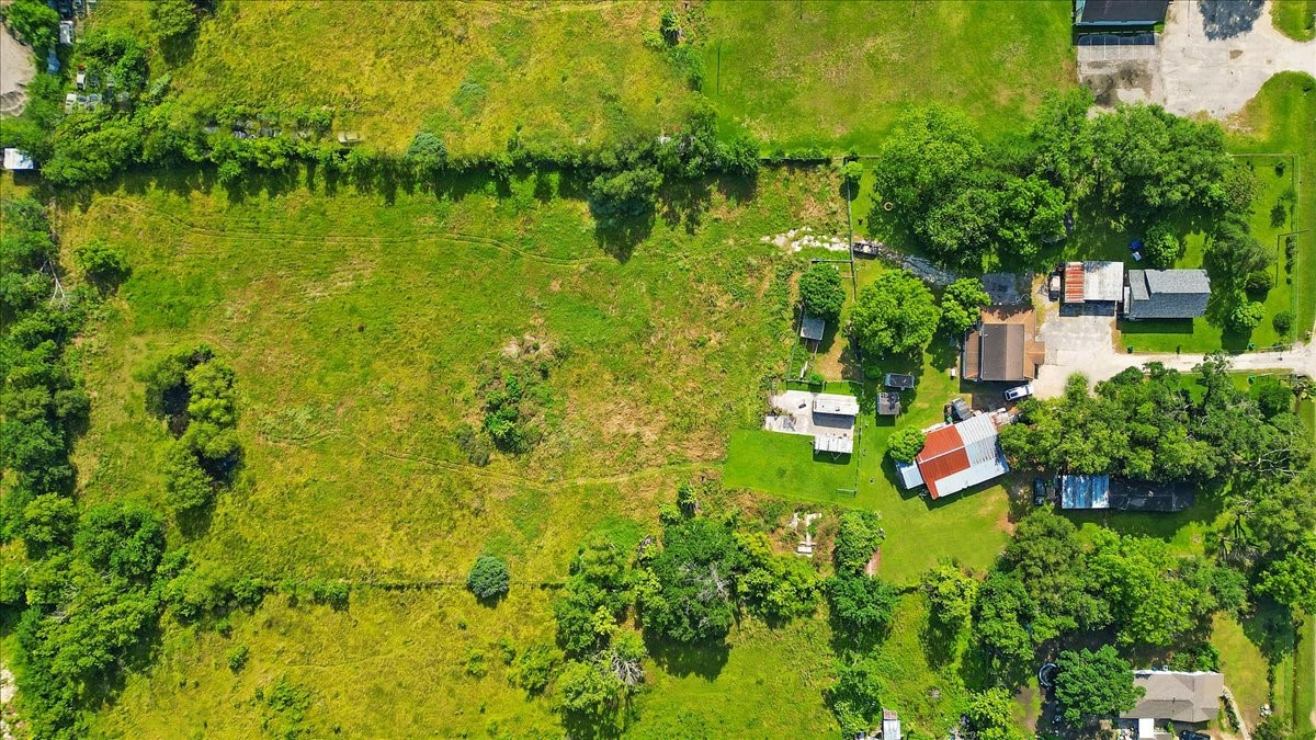 3929 Almeda Genoa Road Property Photo 3