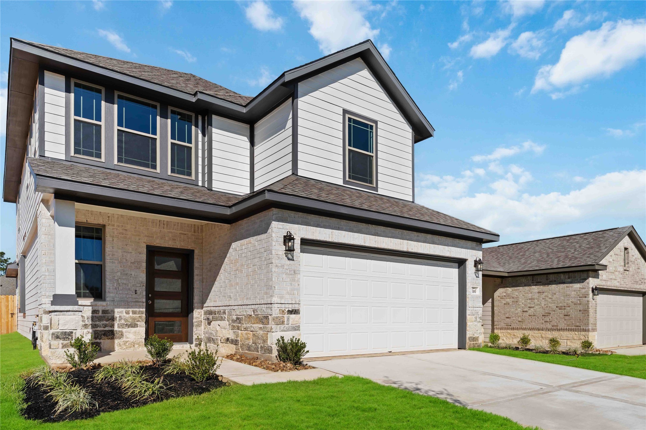 5840 Trout Lily Drive Property Photo 1