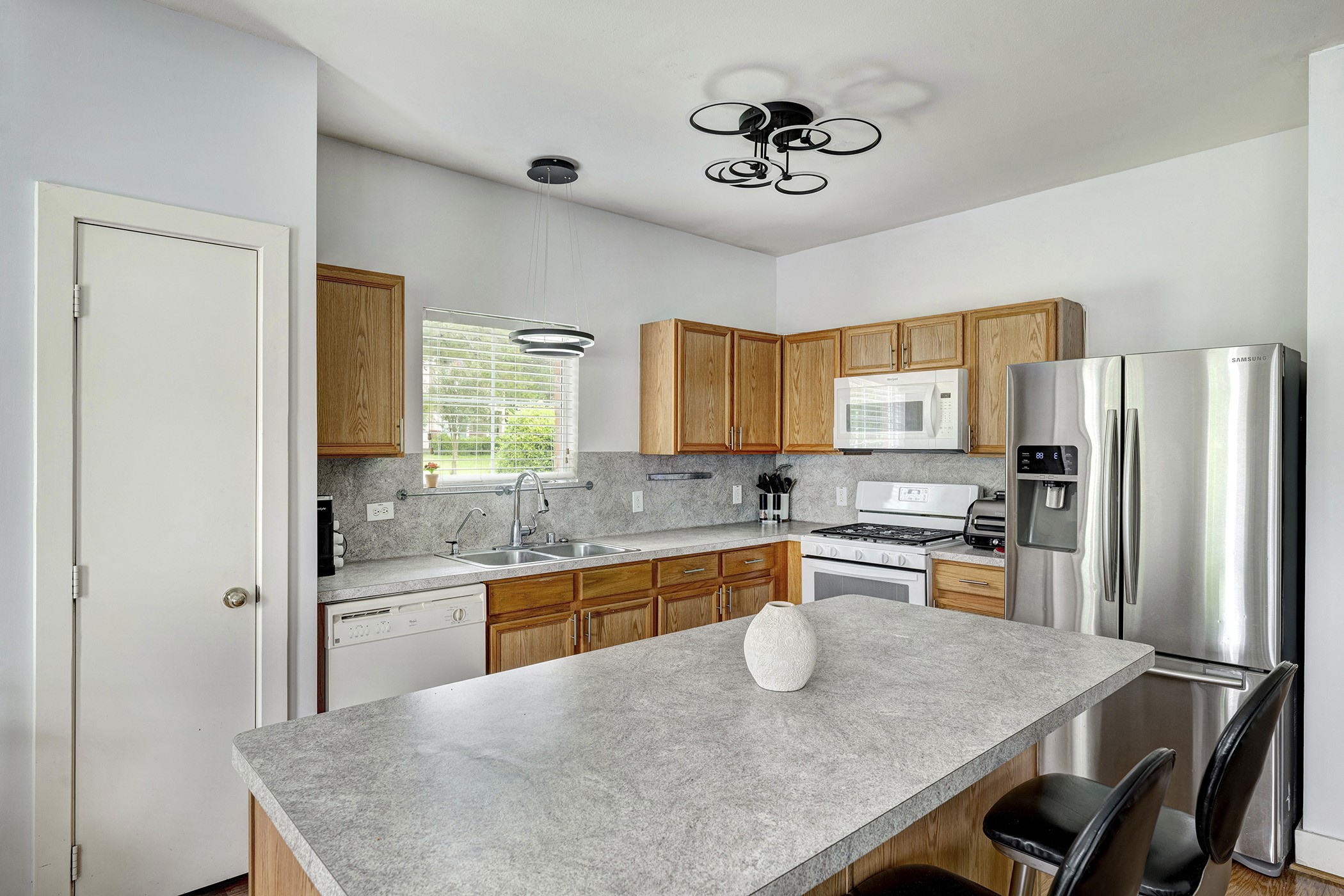 20903 Hall Colony Court Property Photo 6