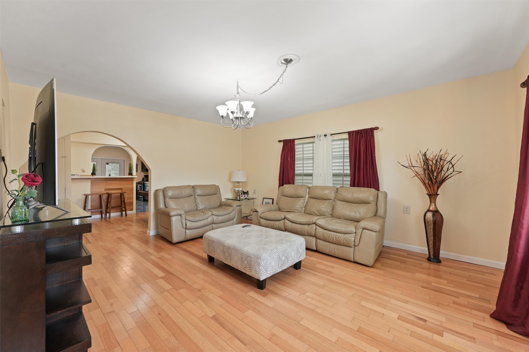 4216 Avenue M 1/2 Property Photo 6