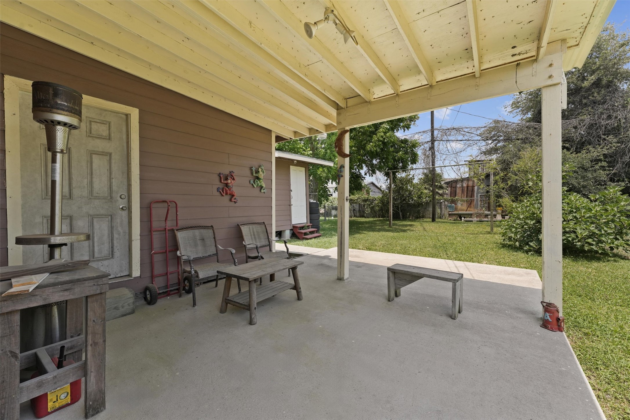 4216 Avenue M 1/2 Property Photo 23