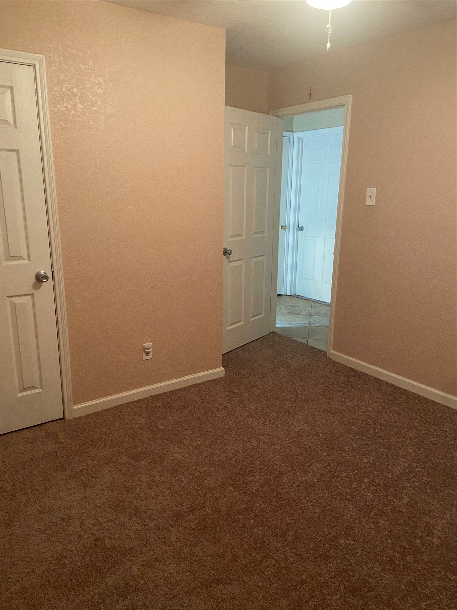 1711 Canary Circle Property Photo 5