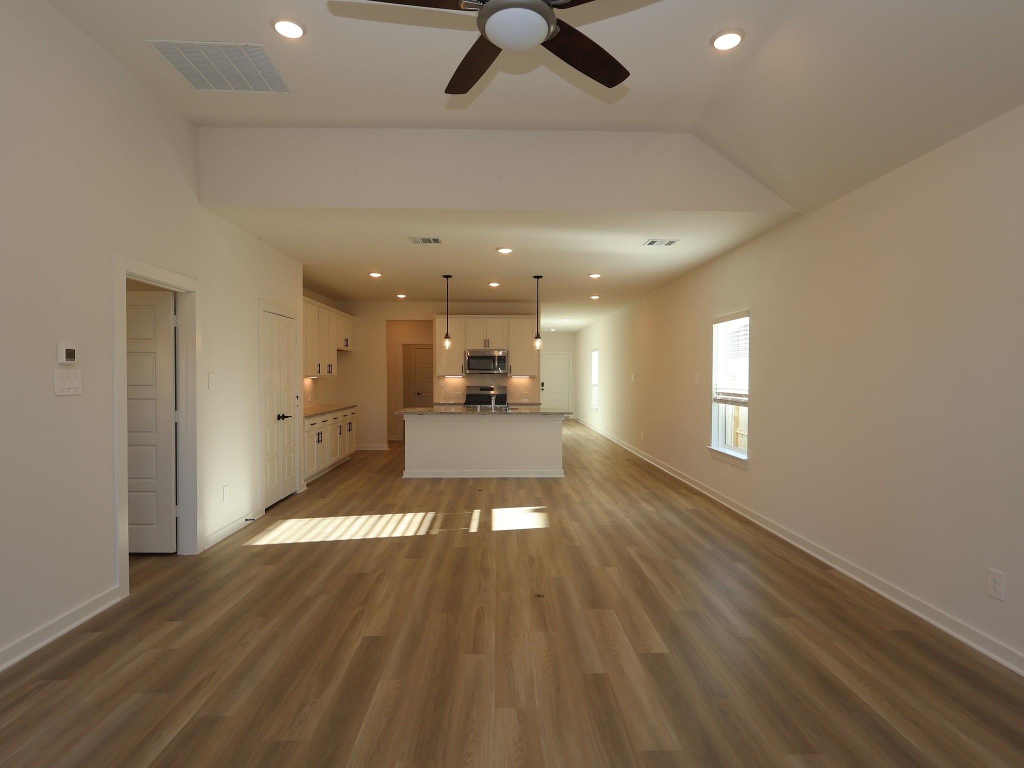 244 Hazy Pines Lane, Willis Tx 77378 Property Photo 4