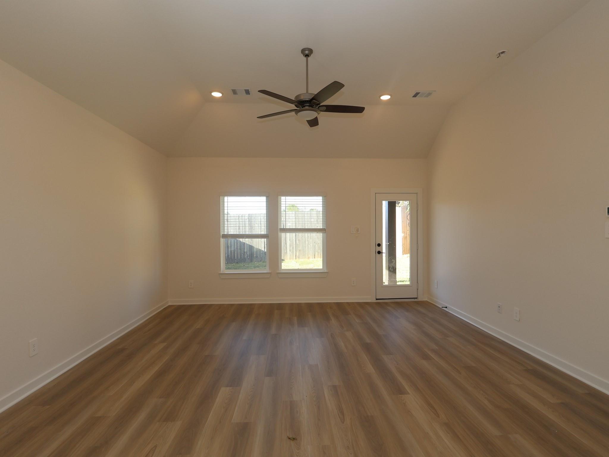 244 Hazy Pines Lane Property Photo 5