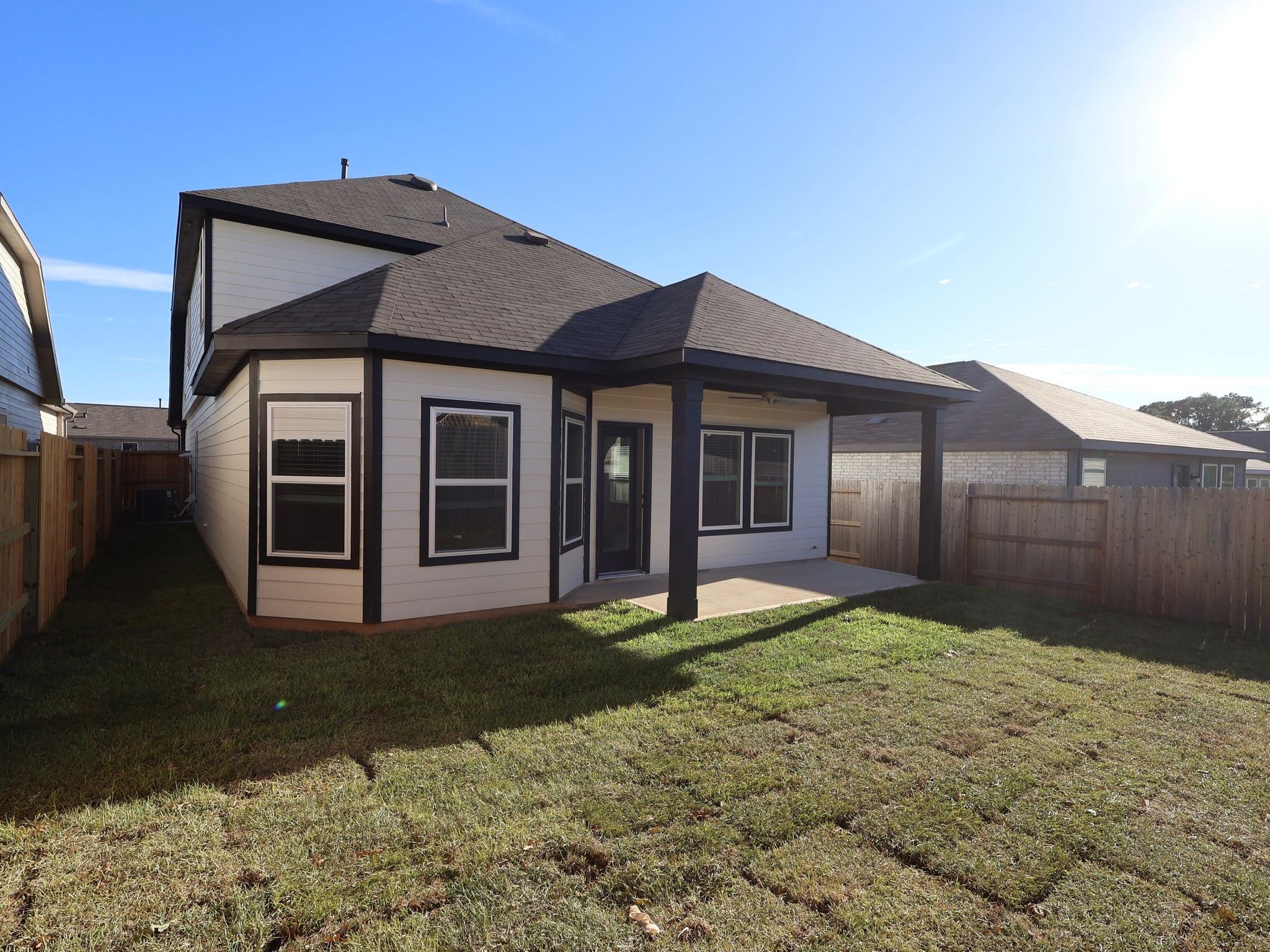 244 Hazy Pines Lane, Willis Tx 77378 Property Photo 12