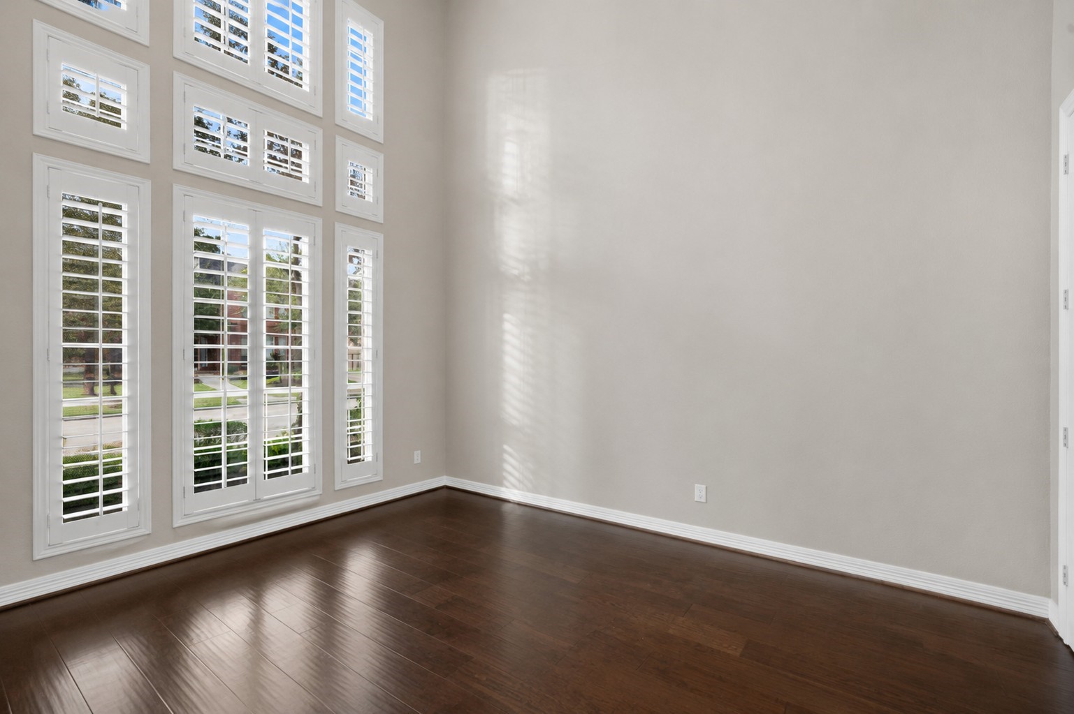 2822 Taylorcrest Property Photo 7