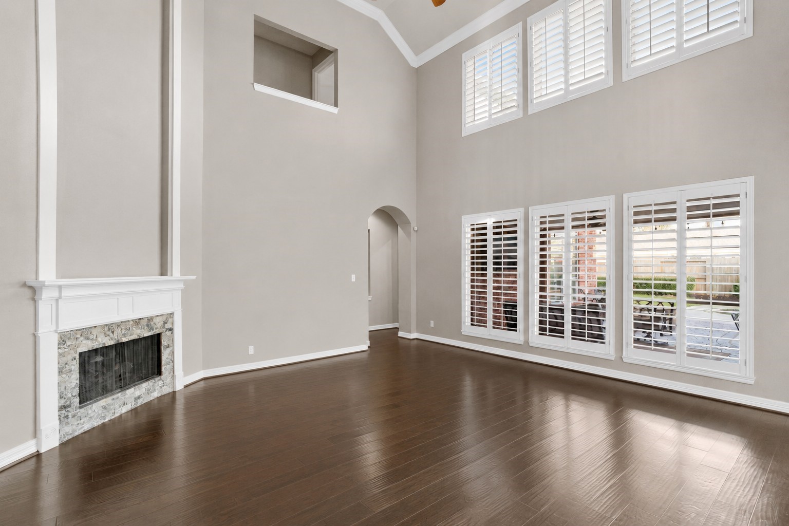 2822 Taylorcrest Property Photo 9