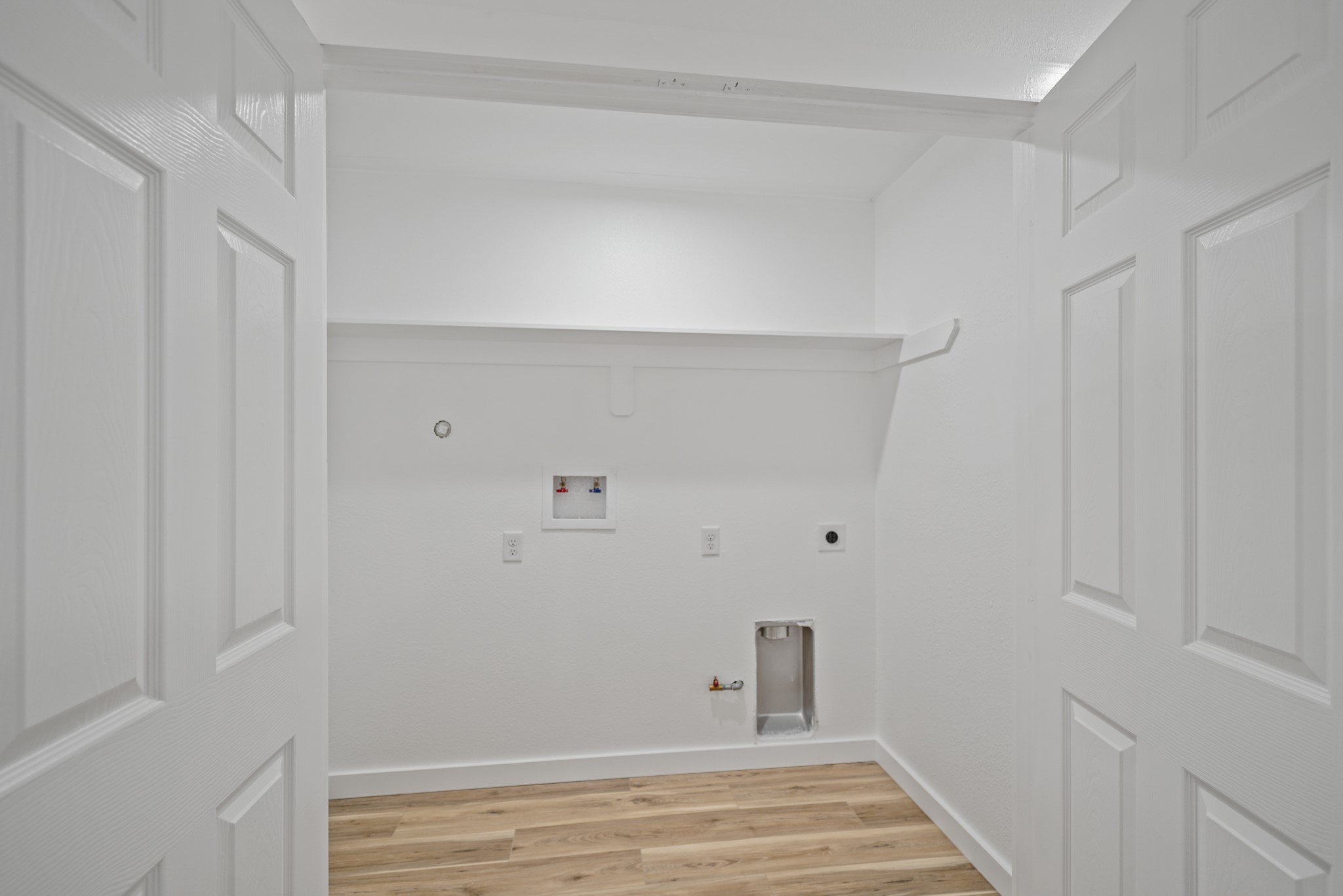 4154 Erby Street Property Photo 13