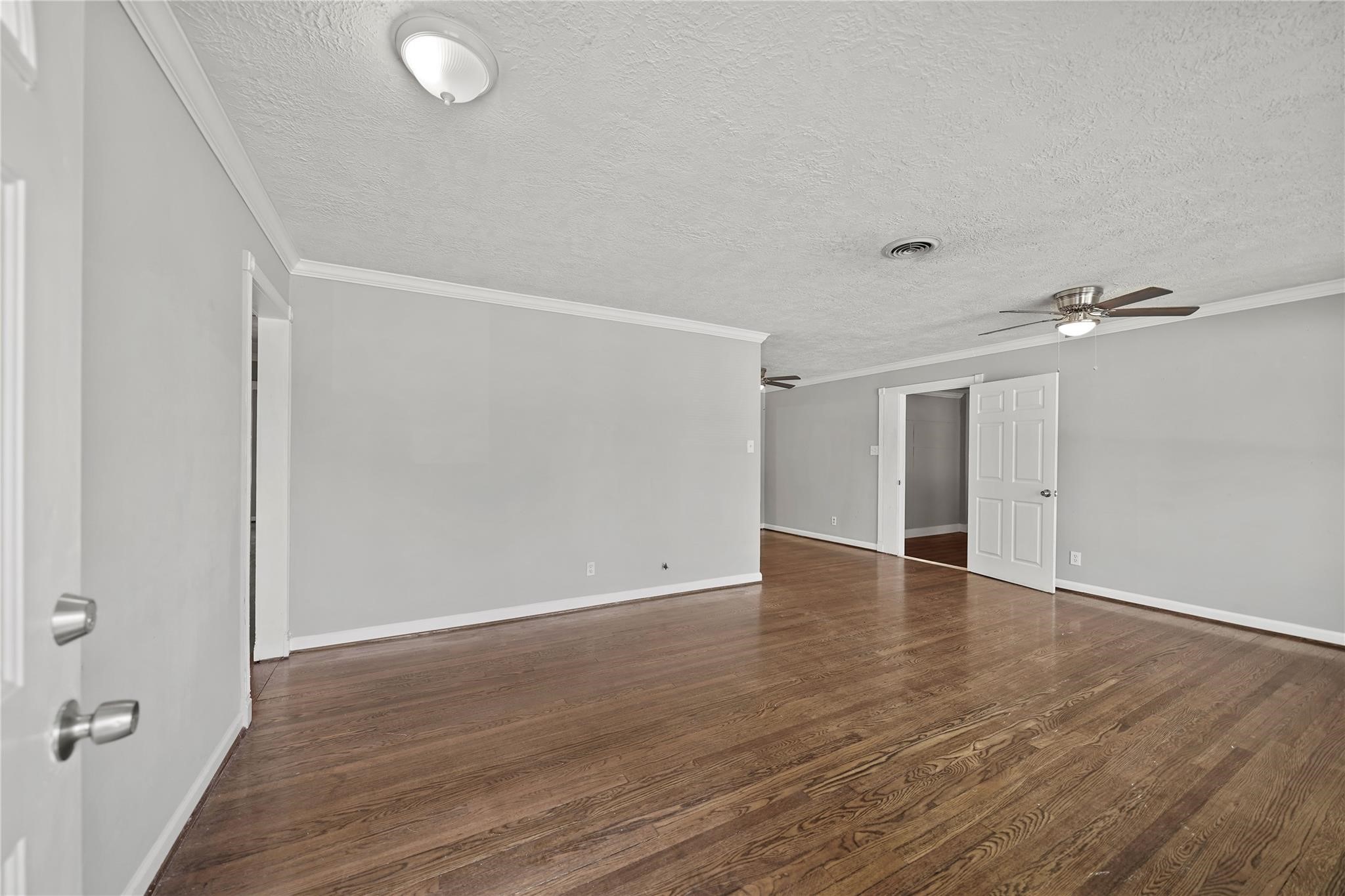 2835 Dragonwick Drive Property Photo 4