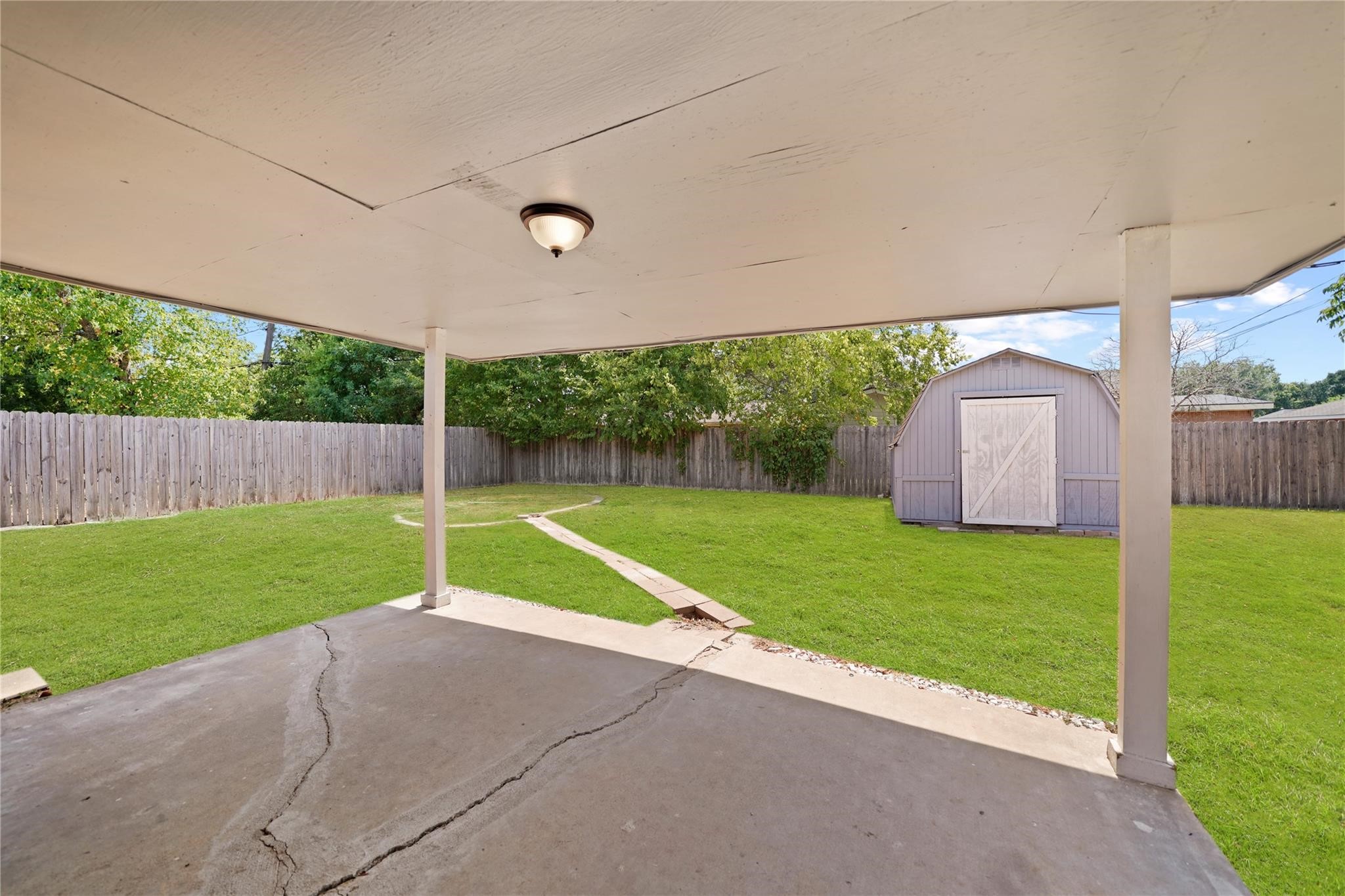2835 Dragonwick Drive Property Photo 19