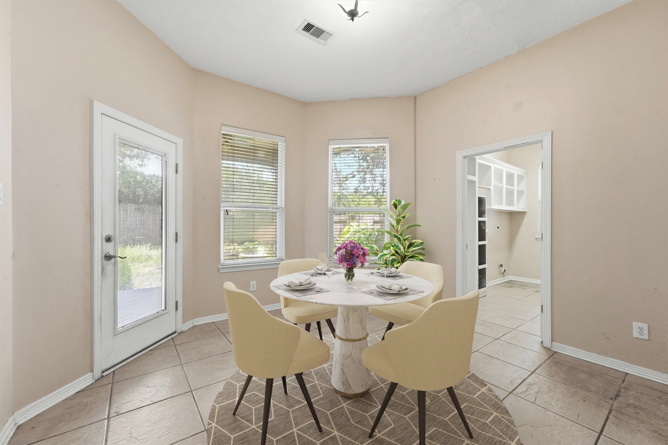 4714 Kings Way Property Photo 14