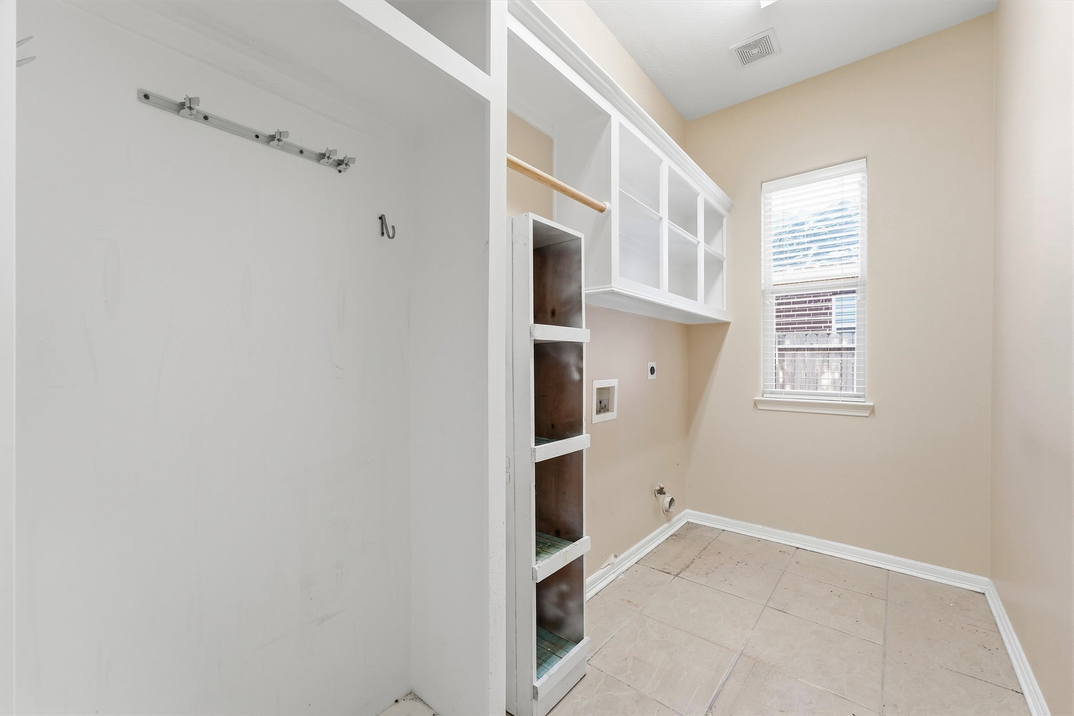 4714 Kings Way Property Photo 22