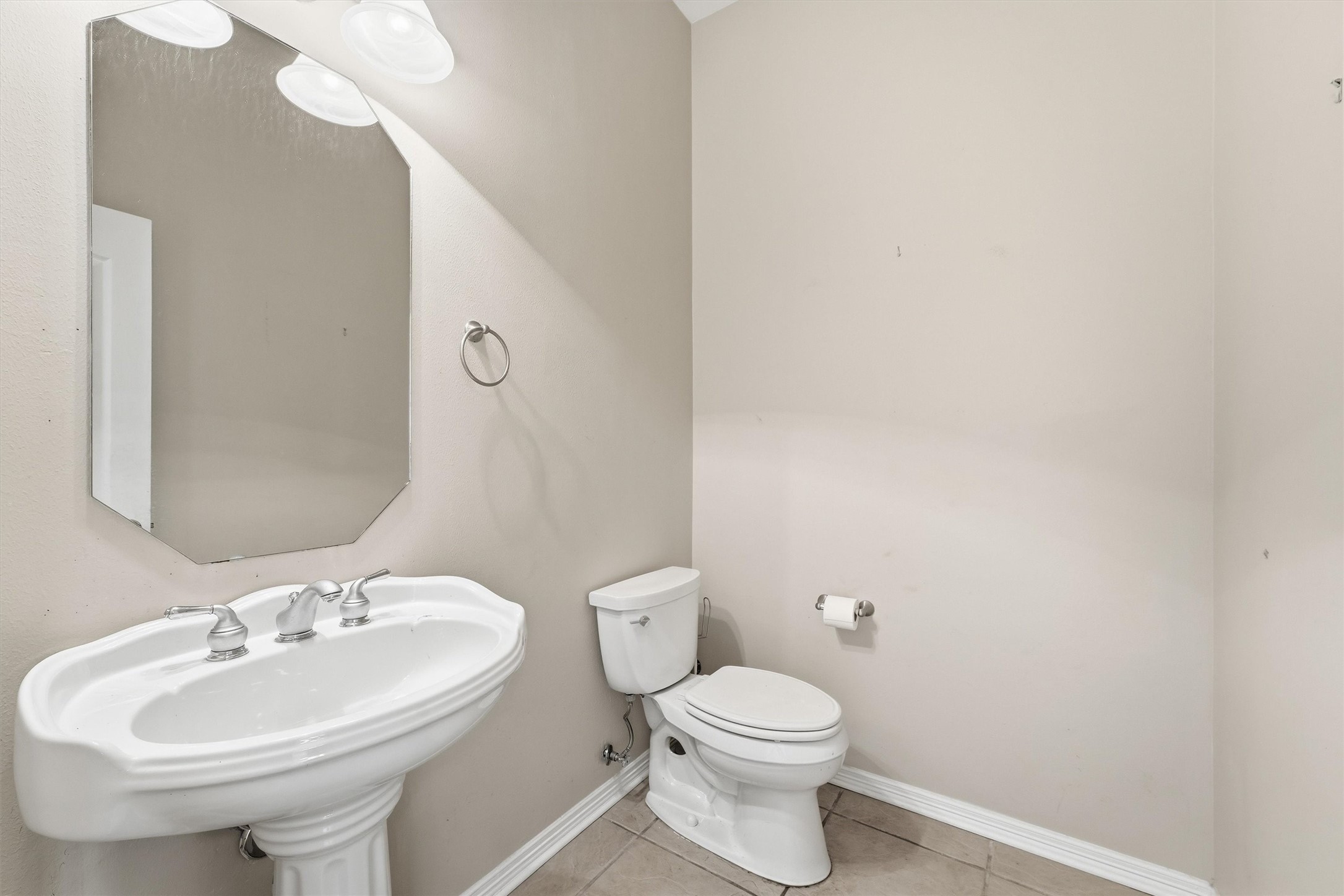 4714 Kings Way Property Photo 25