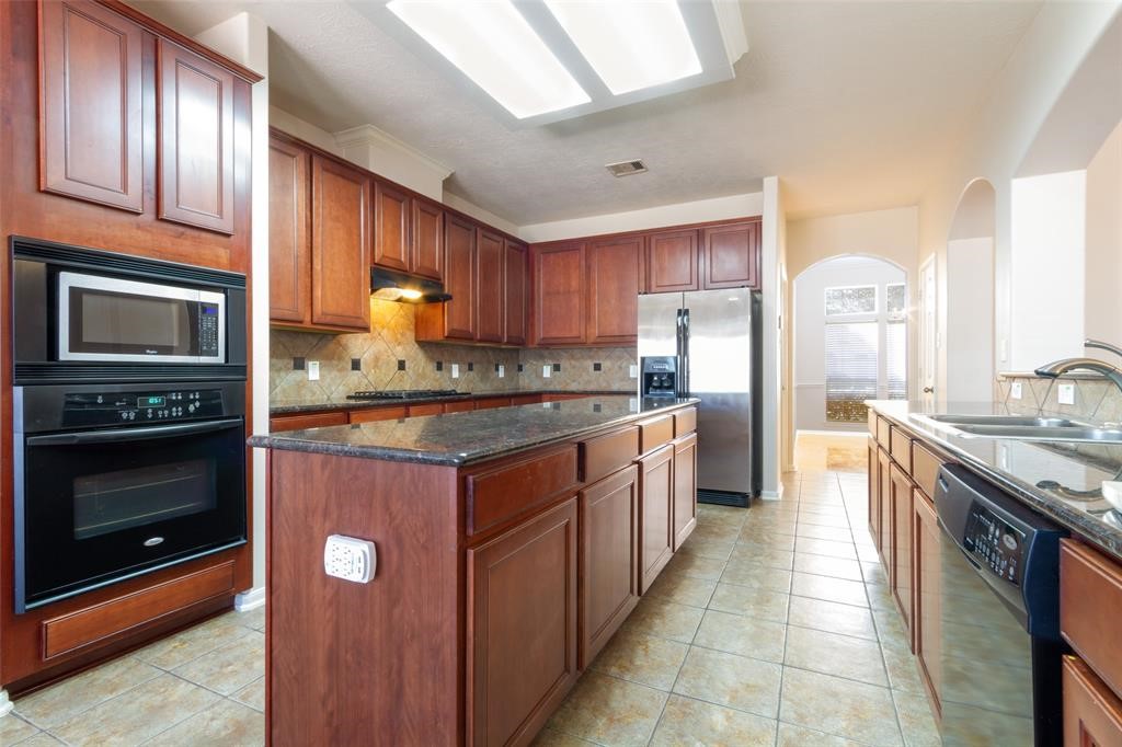 18010 Gable Oak Lane Property Photo 9