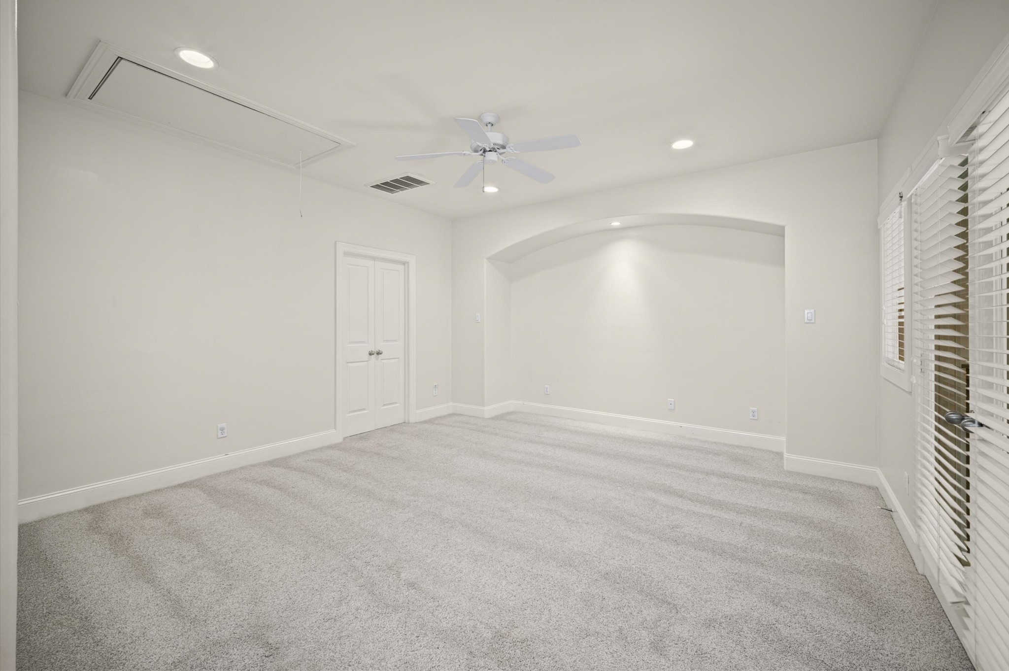 2923 Pease Street Property Photo 20