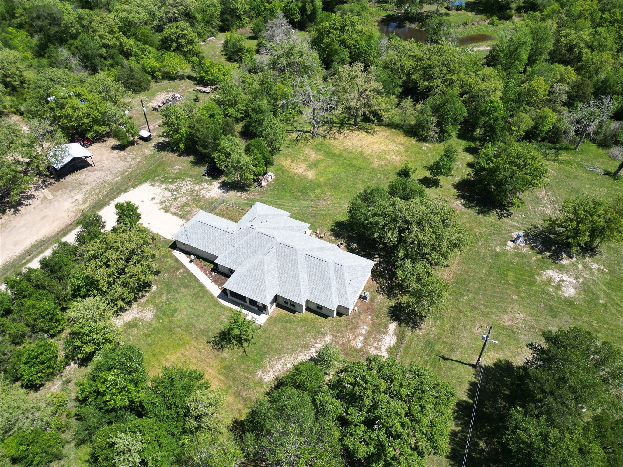 2755 Overlook Road Property Photo 1