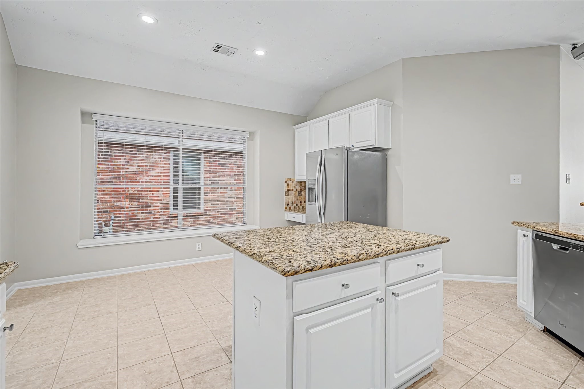 23778 River Place Drive Property Photo 10