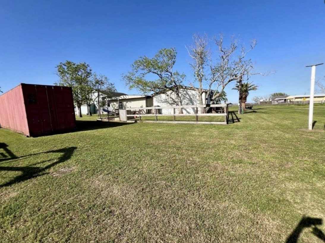5107 County Road 469 Property Photo 1