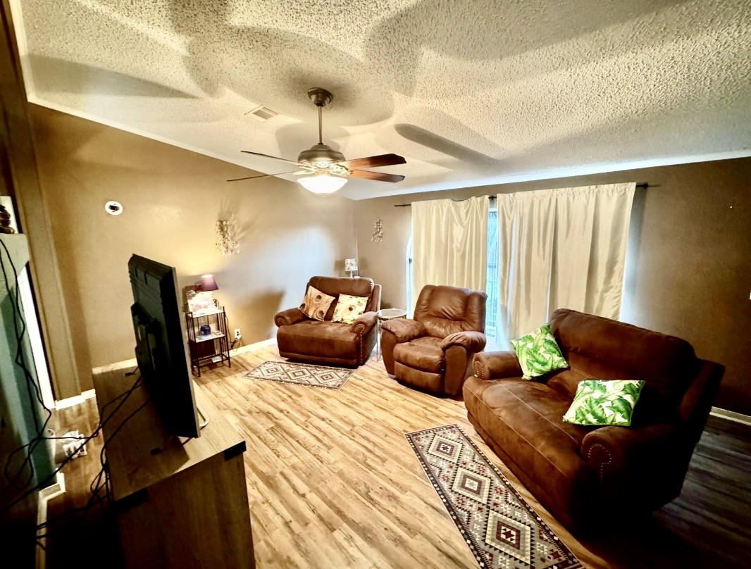 5107 County Road 469 Property Photo 12
