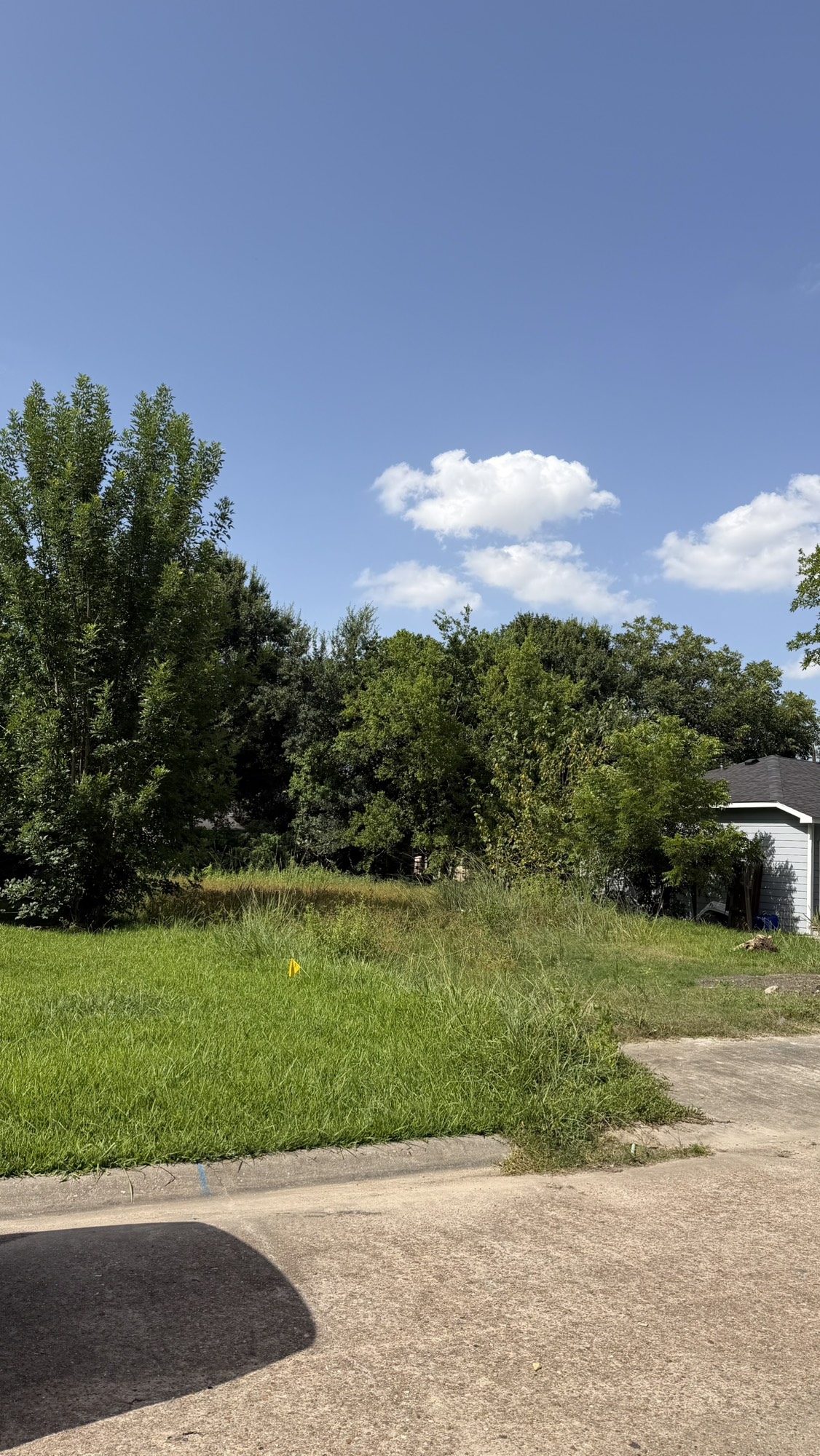 601 Maple Avenue Property Photo 1