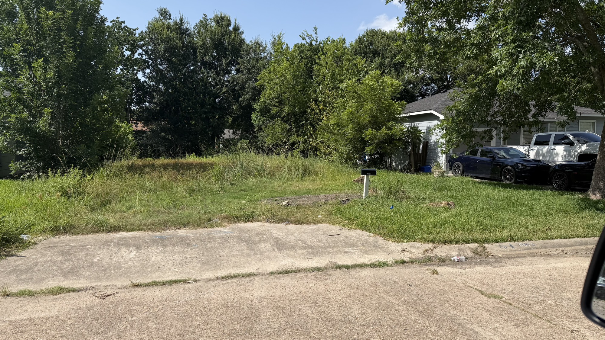 601 Maple Avenue Property Photo 3