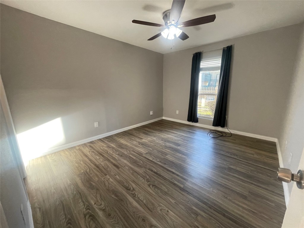 1516 Bay Area Boulevard F5 Property Photo 6