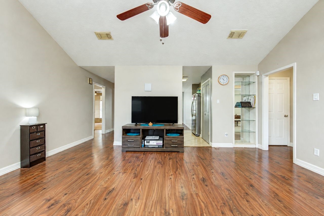 15107 Mcconn Street Property Photo 13