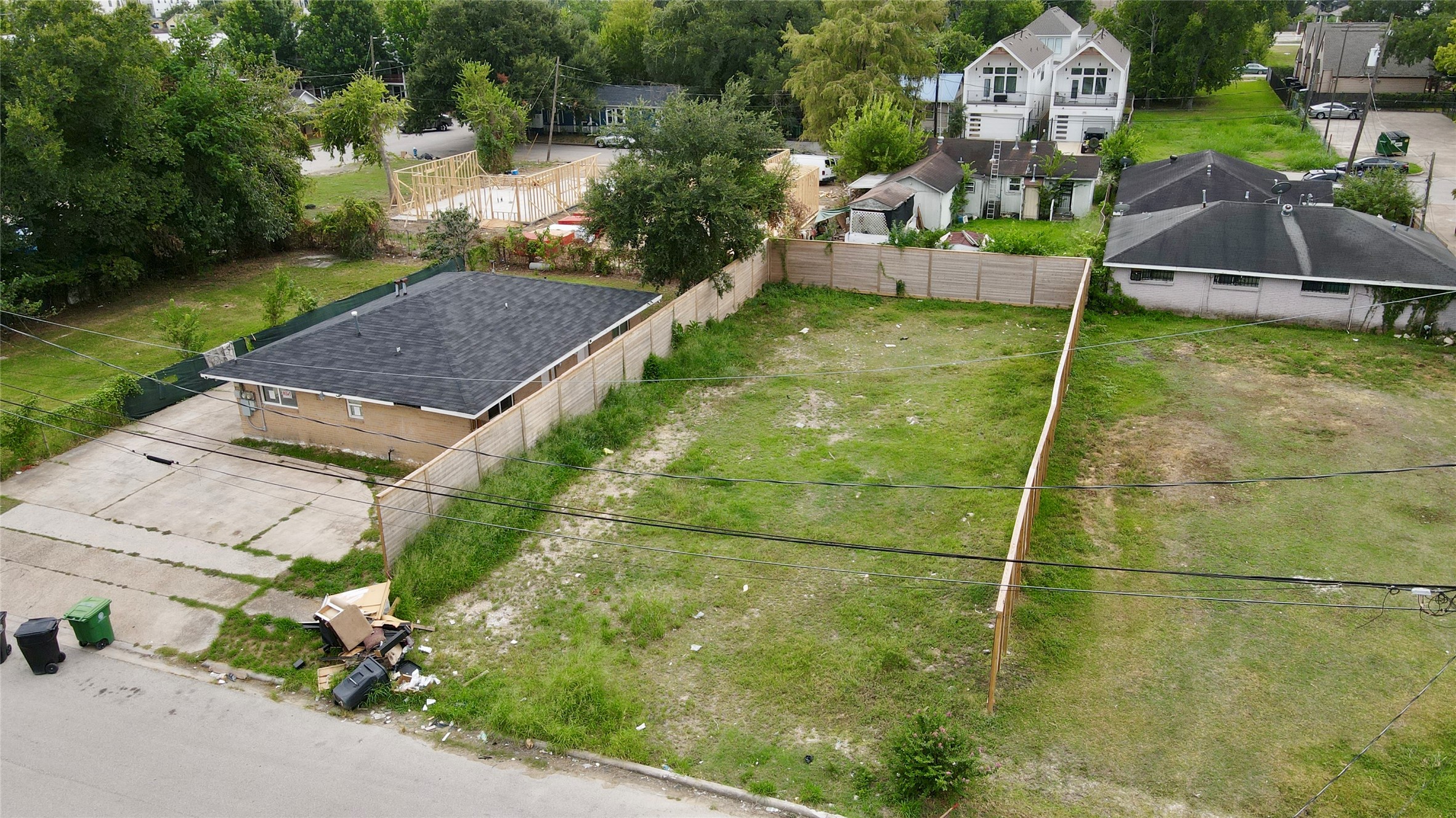 3418 Dennis Street Property Photo 16
