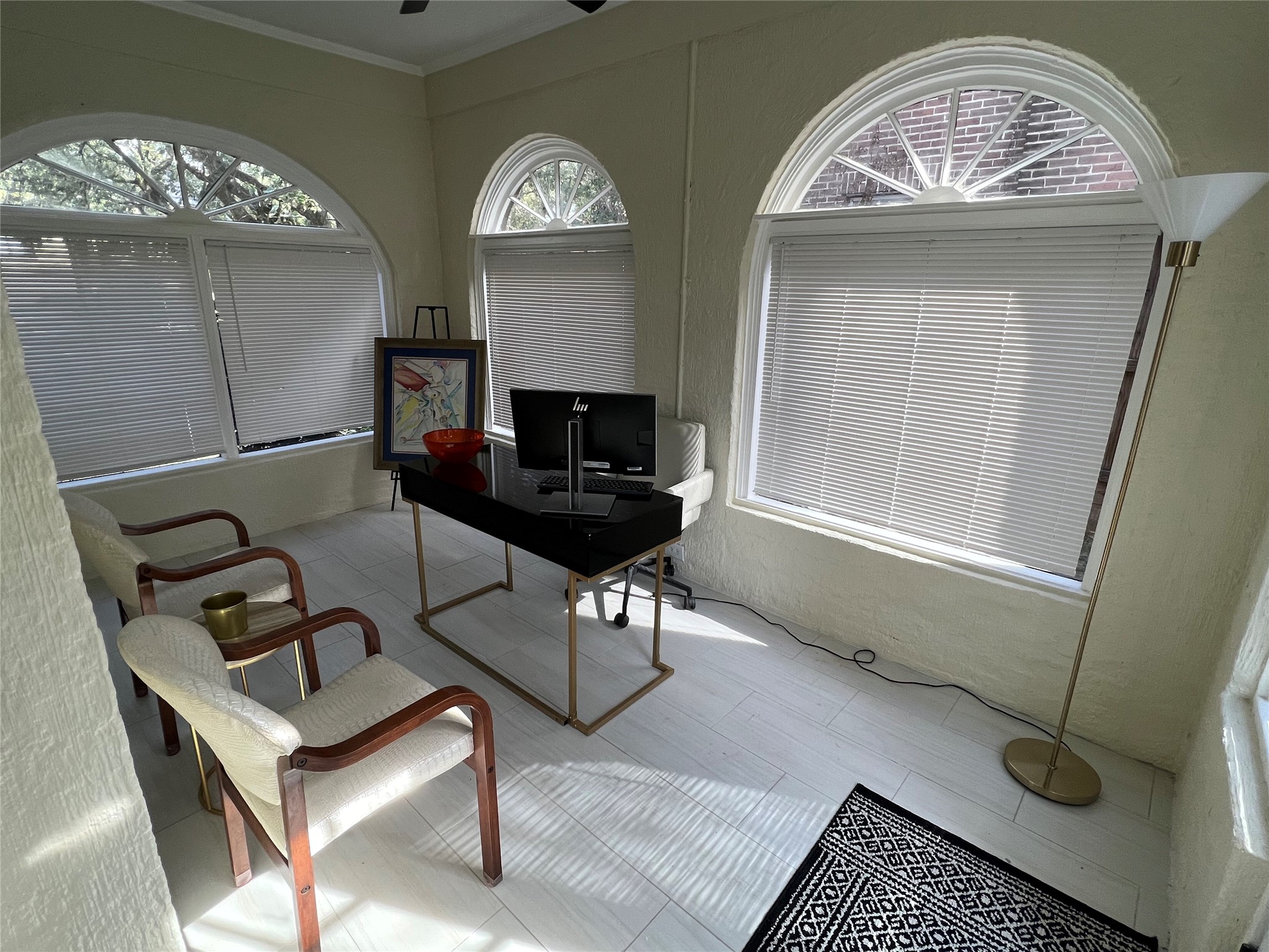 1911 Bissonnet Street Property Photo 4