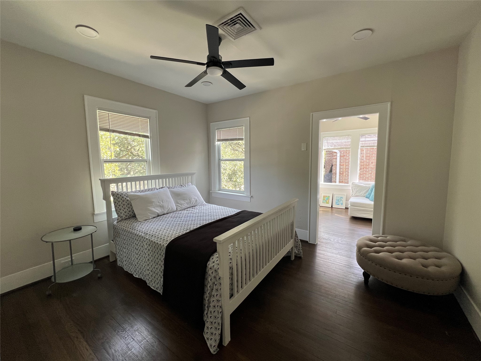 1911 Bissonnet Street Property Photo 11